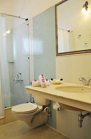 Imagen de la habitación del Hotel Amar Kothi. Foto 6