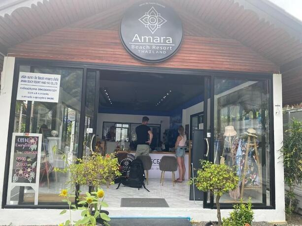 Imagen general del Hotel Amara Beach Resort. Foto 8
