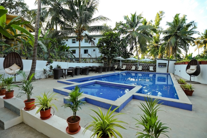 Imagen de la piscina del Hotel Amara Grand. Foto 17