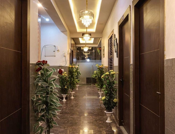 Imagen de los interiores del Hotel Amara Inn by Sandane Homes. Foto 12