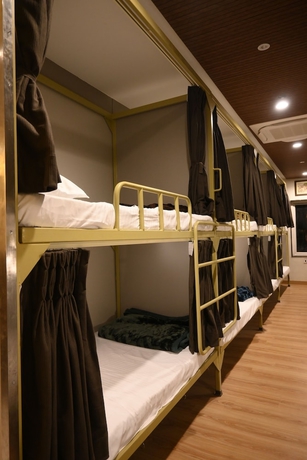 Imagen de la habitación del Hotel Amara Super Deluxe Dormitory. Foto 9