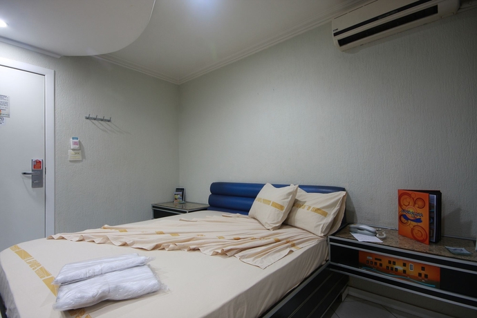 Imagen de la habitación del Hotel Amaralina. Foto 3