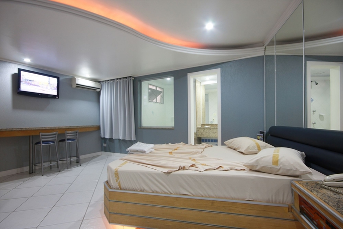 Imagen de la habitación del Hotel Amaralina. Foto 13