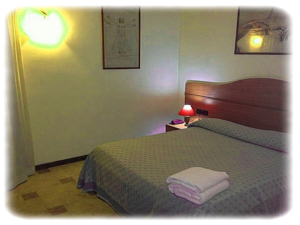 Imagen de la habitación del Hotel Amaranto. Foto 7