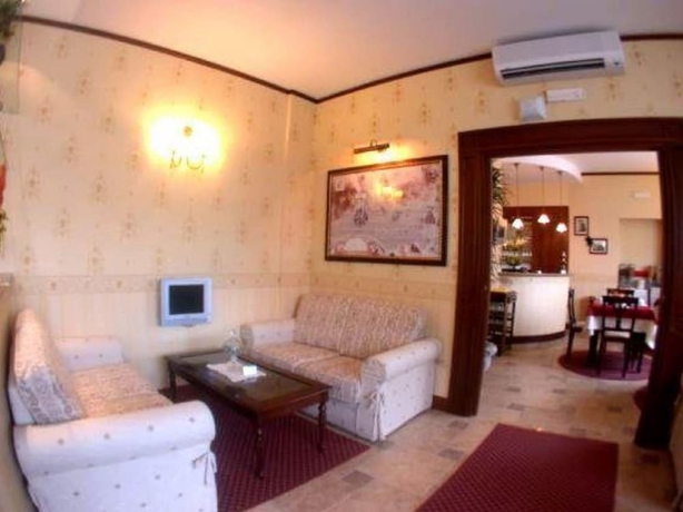 Imagen de los interiores del Hotel Amaranto. Foto 14