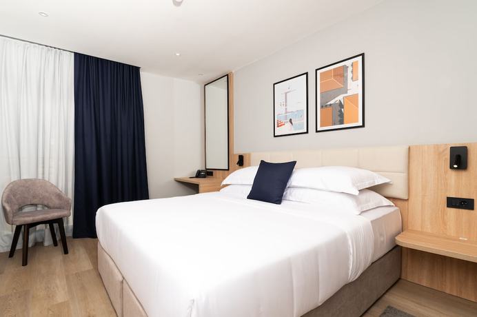 Imagen de la habitación del Hotel A'mare. Foto 13