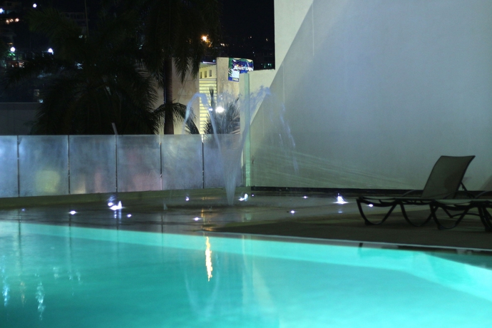 Imagen de la piscina del Hotel Amarea Acapulco. Foto 15