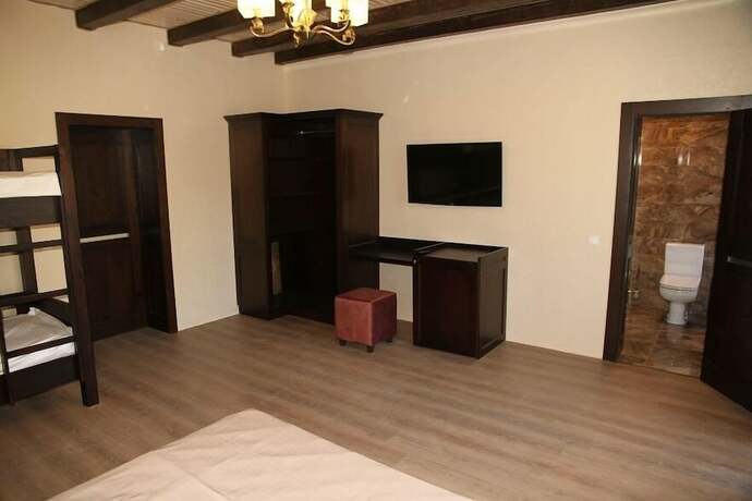 Imagen de la habitación del Hotel Amarena. Foto 16
