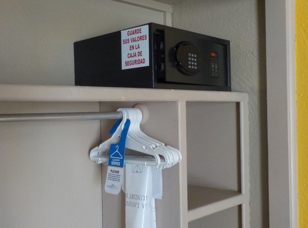 Imagen de la habitación del Hotel Amares Acapulco. Foto 8