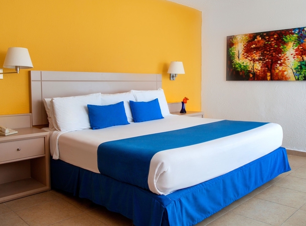 Imagen de la habitación del Hotel Amares Acapulco. Foto 13