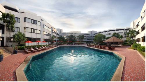 Imagen de la piscina del Hotel Amari Don Muang Airport Bangkok - Sha Plus. Foto 16