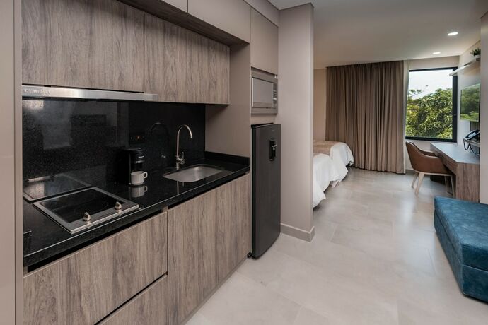 Imagen general del Hotel Amari Living Suites. Foto 8