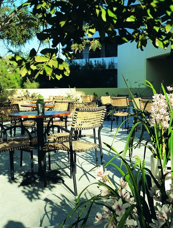 Imagen del bar/restaurante del Hotel Amarilia. Foto 3
