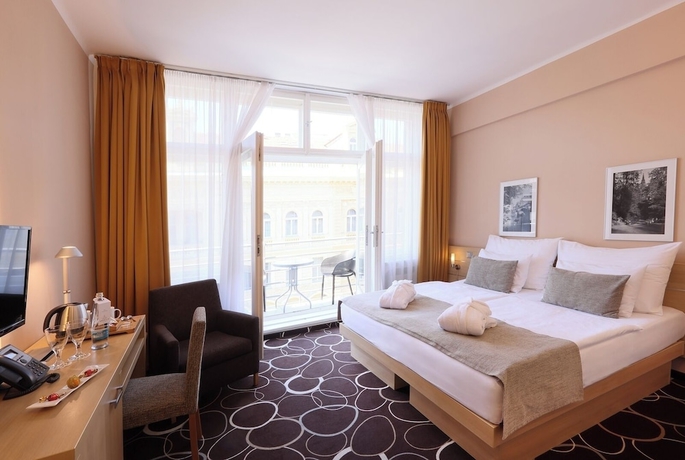 Imagen de la habitación del Hotel Amarilis. Foto 2