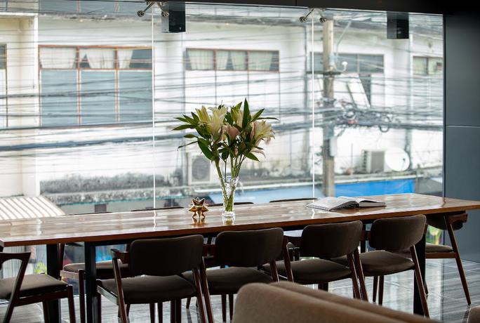 Imagen de los interiores del Hotel Amarin Hotel Rama 8. Foto 20