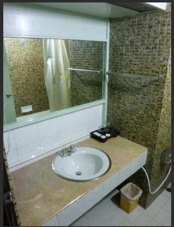 Imagen de la habitación del Hotel Amarin Nakorn Hotel Phitsanulok. Foto 7