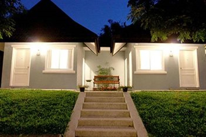 Imagen de los exteriores del Hotel Amarin Resort Chiang Rai. Foto 9