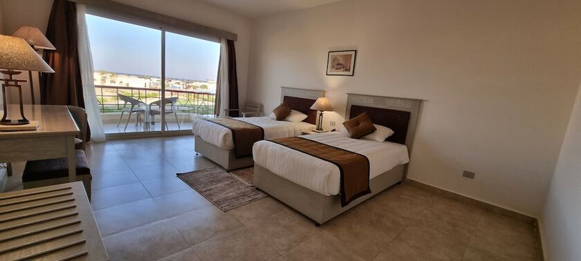 Imagen de la habitación del Hotel Amarina Queen Resort & Aqua Park Marsa Alam. Foto 16