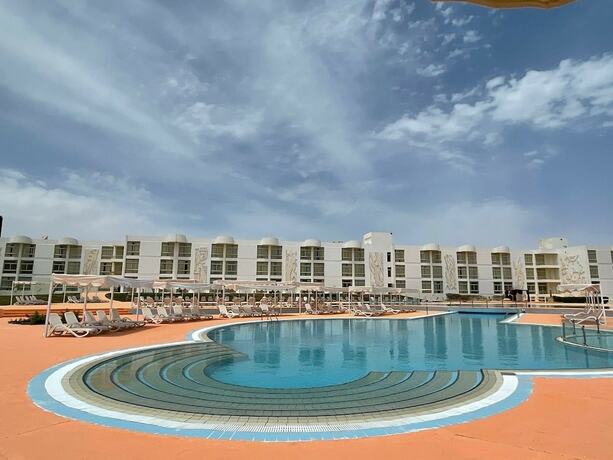 Imagen general del Hotel Amarina Sun Resort And Aqua Park. Foto 1