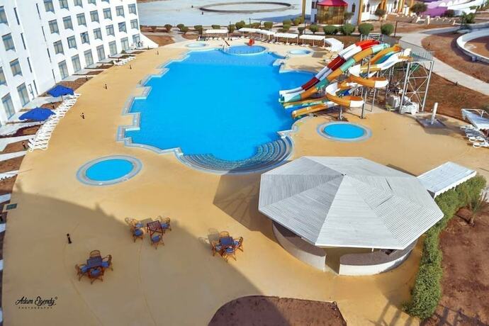 Imagen general del Hotel Amarina Sun Resort And Aqua Park. Foto 4