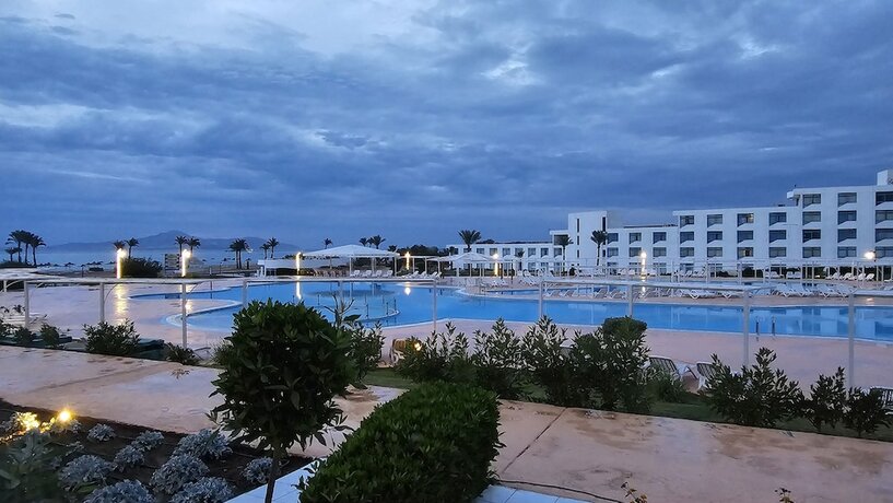 Imagen general del Hotel Amarina Sun Resort And Aqua Park. Foto 5