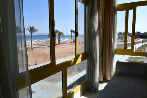 Imagen de la habitación del Hotel Amarina Sun Resort & Aqua Park Sharm El-Sheikh. Foto 14