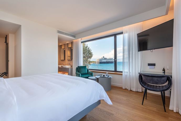 Imagen de la habitación del Hotel Amario Suites. Foto 2