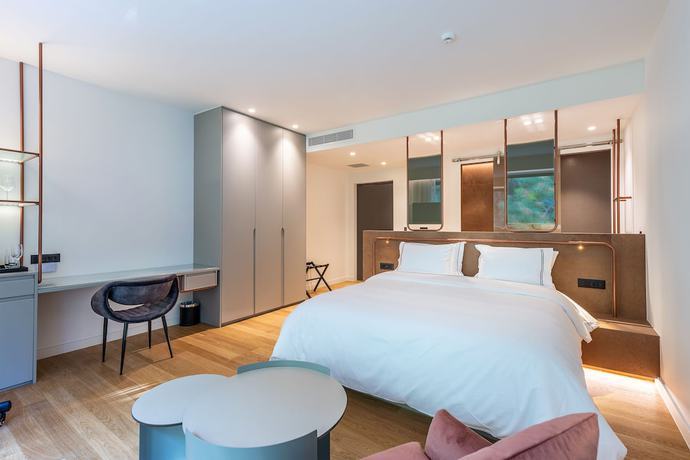 Imagen de la habitación del Hotel Amario Suites. Foto 7