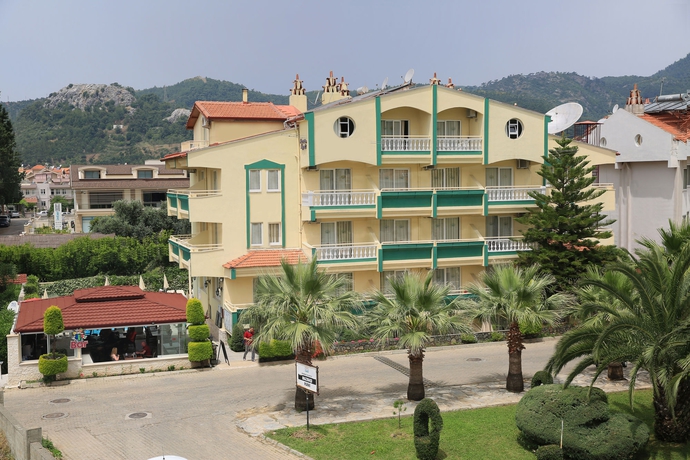 Imagen de los exteriores del Hotel Amaris Apartments. Foto 7