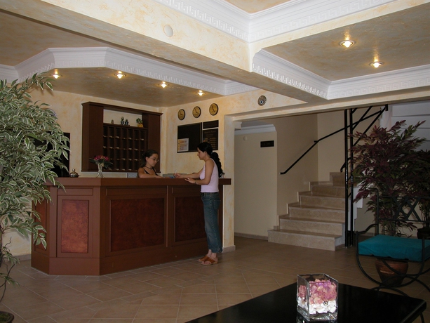 Imagen de los interiores del Hotel Amaris Apartments. Foto 12