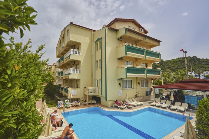 Imagen de los exteriores del Hotel Amaris Apartments. Foto 10