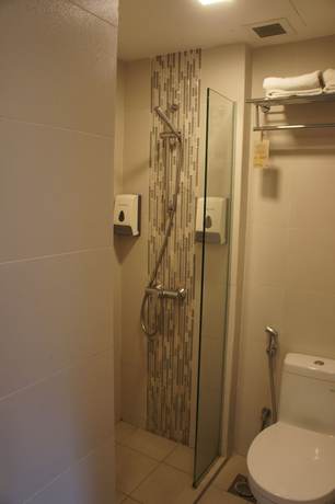 Imagen de la habitación del Hotel Amaris By Santika. Foto 9