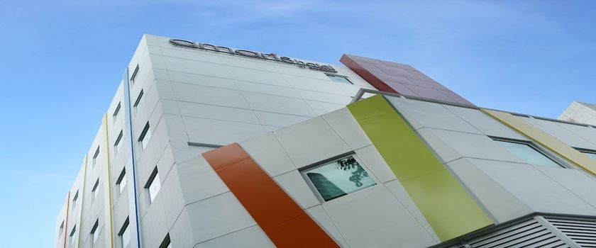 Imagen de los exteriores del Hotel Amaris By Santika. Foto 13