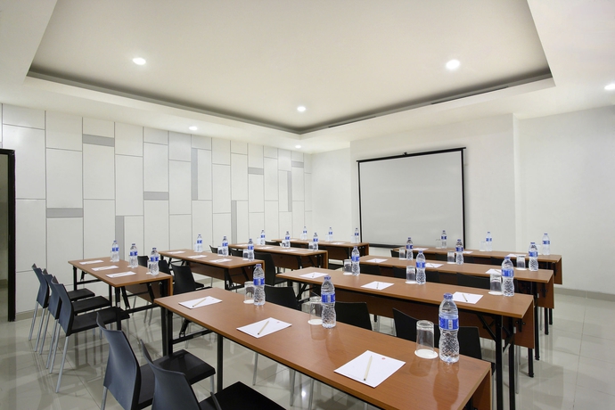 Imagen de los interiores del Hotel Amaris Dr. Susilo Grogol - Chse Certified. Foto 14