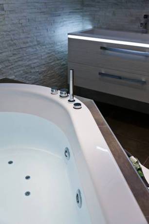 Imagen de la habitación del Hotel Amaris. Foto 8