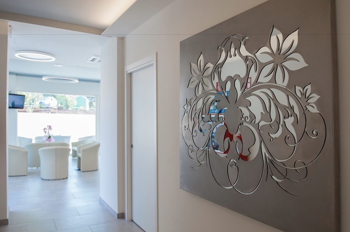Imagen de los interiores del Hotel Amaris, Garda. Foto 17