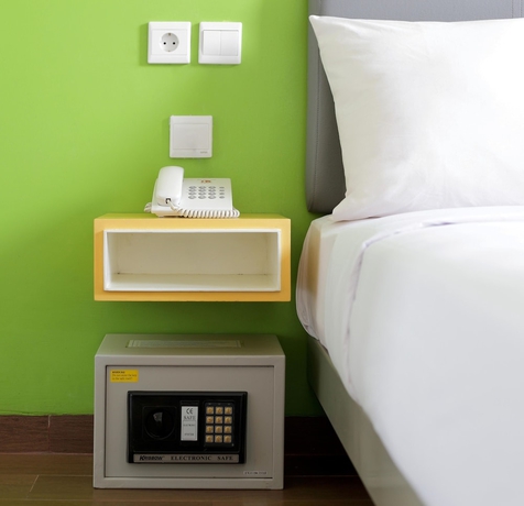 Imagen de la habitación del Hotel Amaris Juanda. Foto 8