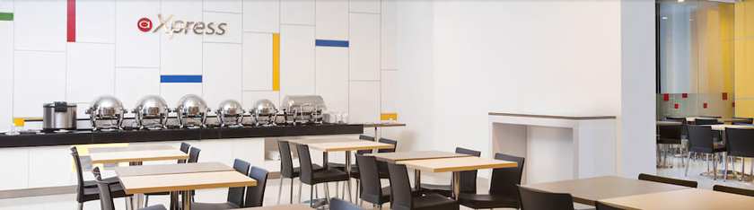 Imagen del bar/restaurante del Hotel Amaris La Codefin - Kemang - Chse Certified. Foto 6