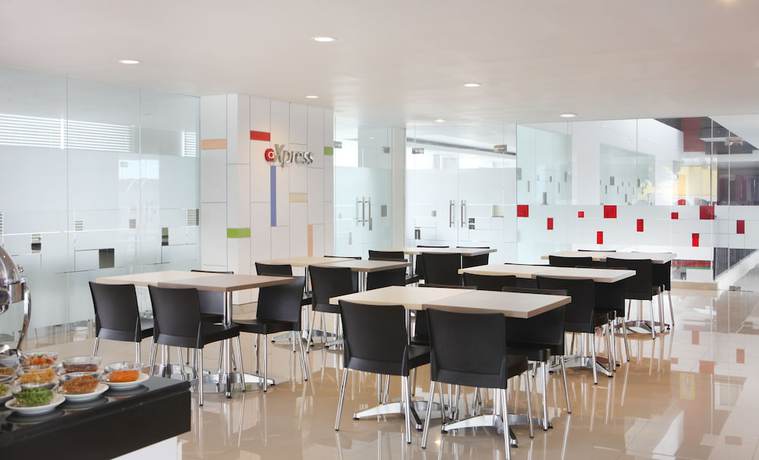 Imagen del bar/restaurante del Hotel Amaris Malang. Foto 6