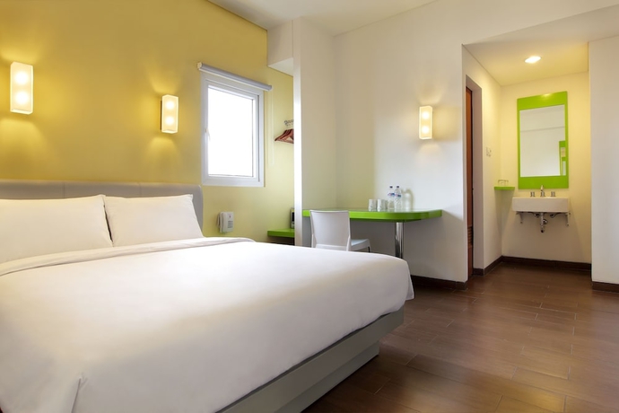 Imagen de la habitación del Hotel Amaris Mangga Besar. Foto 2
