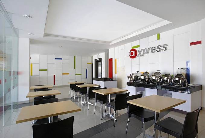 Imagen del bar/restaurante del Hotel Amaris Panglima Polim 2 - Chse Certified. Foto 3