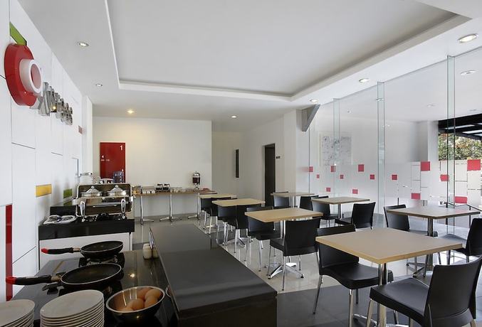 Imagen del bar/restaurante del Hotel Amaris Panglima Polim 2 - Chse Certified. Foto 4