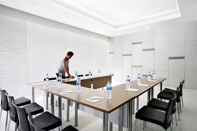 Imagen general del Hotel Amaris Pemuda Semarang. Foto 2
