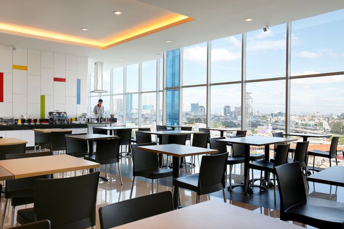 Imagen del bar/restaurante del Hotel Amaris Seasons City - Chse Certified. Foto 6