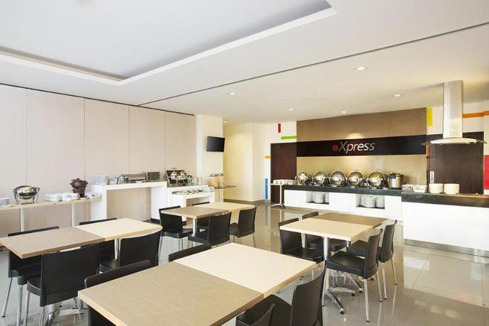 Imagen del bar/restaurante del Hotel Amaris Simpang Lima - Chse Certified. Foto 5