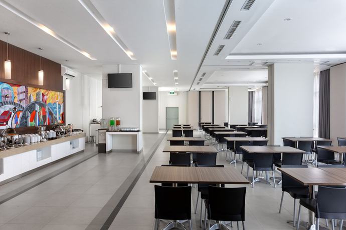 Imagen del bar/restaurante del Hotel Amaris Slipi - Chse Certified. Foto 2