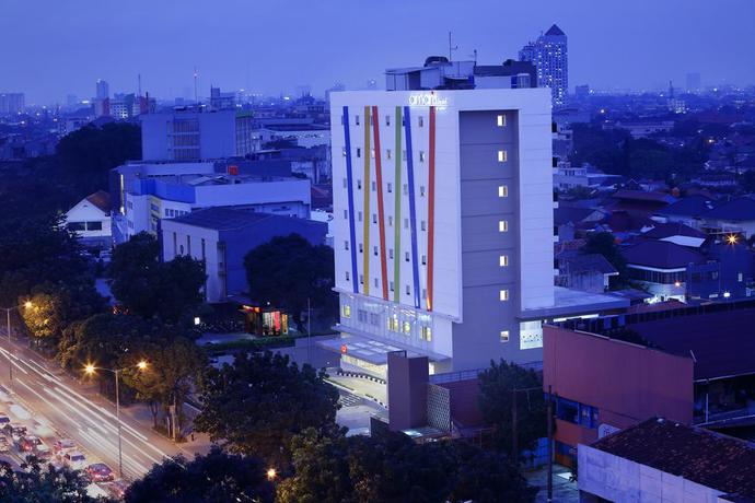 Imagen de los exteriores del Hotel Amaris Tebet - Jakarta - Chse Certified. Foto 6