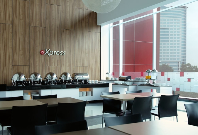 Imagen del bar/restaurante del Hotel Amaris Tendean. Foto 5
