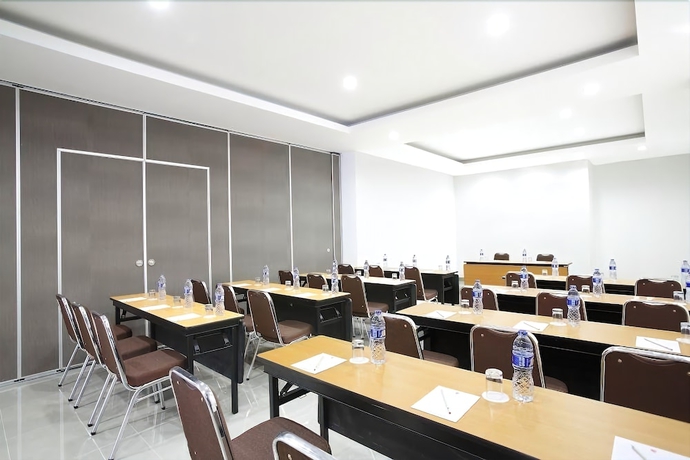 Imagen de los interiores del Hotel Amaris Teuku Umar - Chse Certified. Foto 14