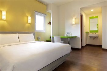 Imagen de la habitación del Hotel Amaris Thamrin City - Jakarta. Foto 6